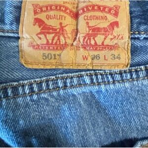 36/34 Levi’s 501 Straight Fit